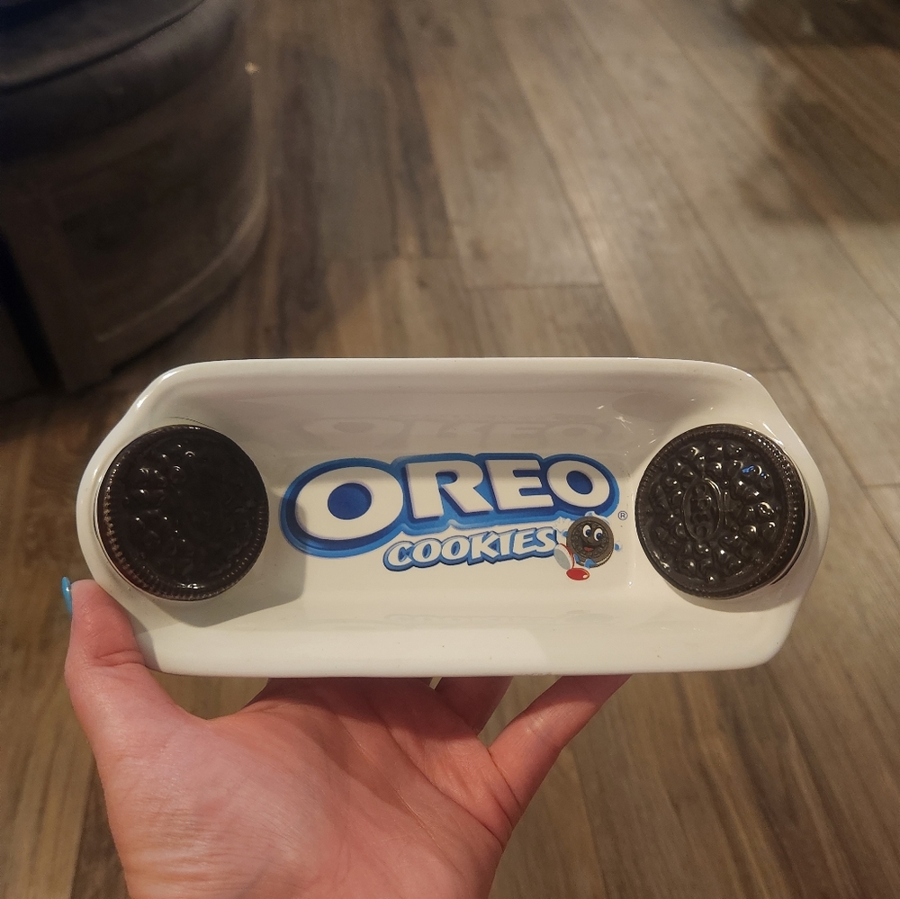 Oreo Cookie Tray or Banana Split‎ Bowl